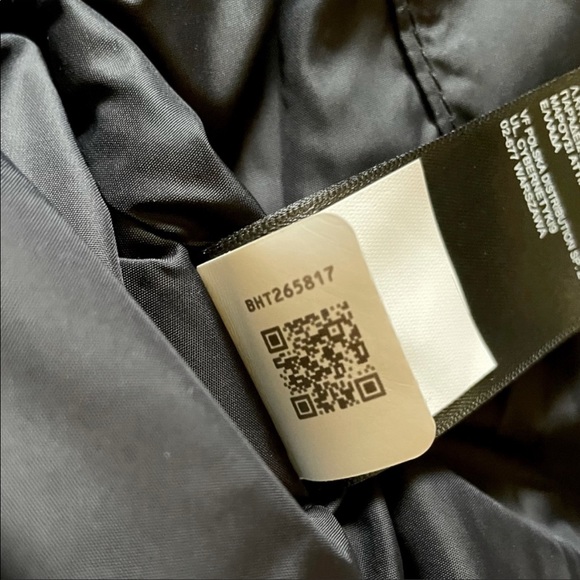 The North Face Women’s 1996 Retro Nuptse Vest - Picture 8 of 8